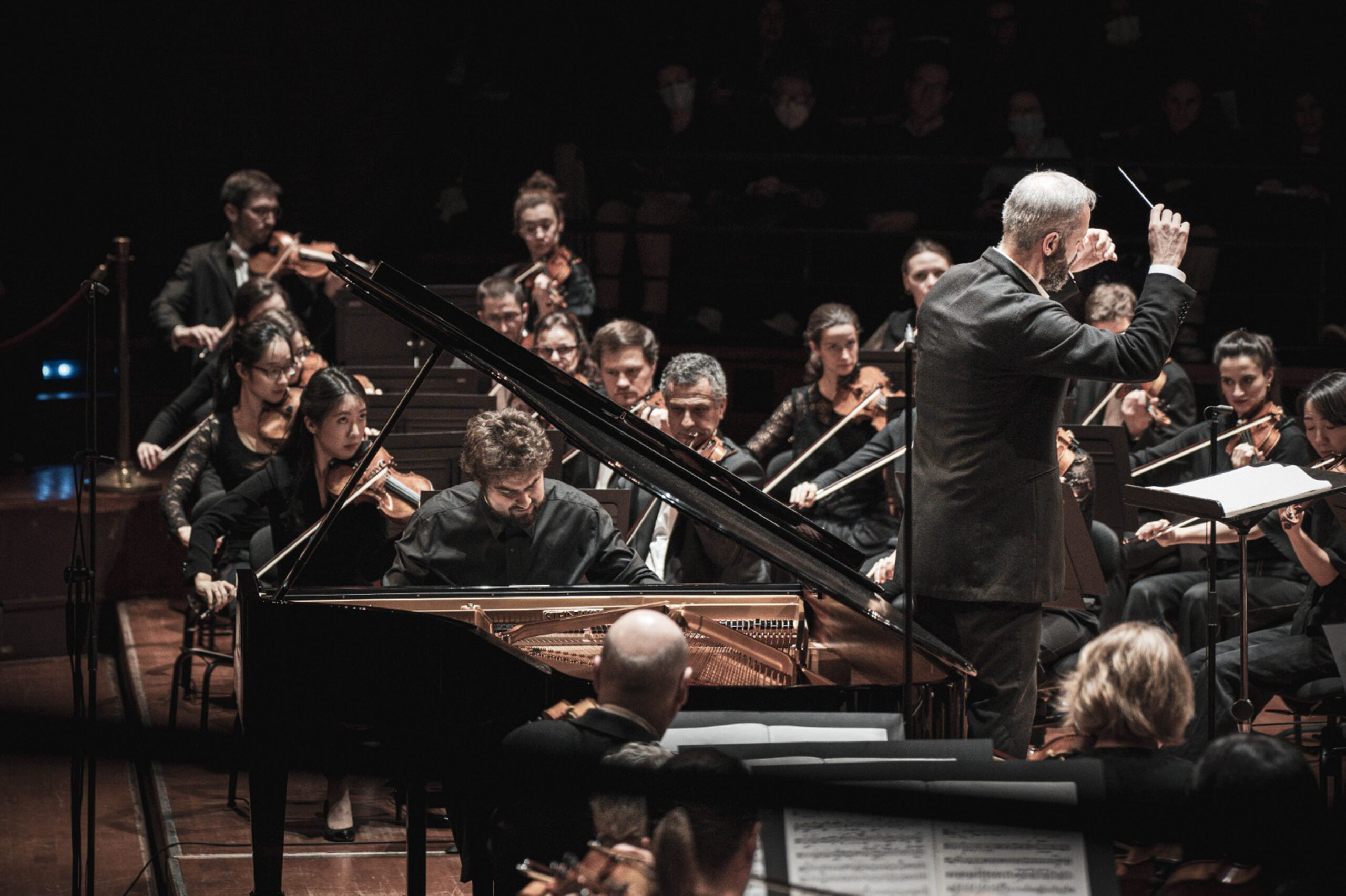 Geniu As Et Slobodeniouk Transcendent L Orchestre National Du Capitole